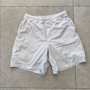 lululemon White men’s shorts with lining